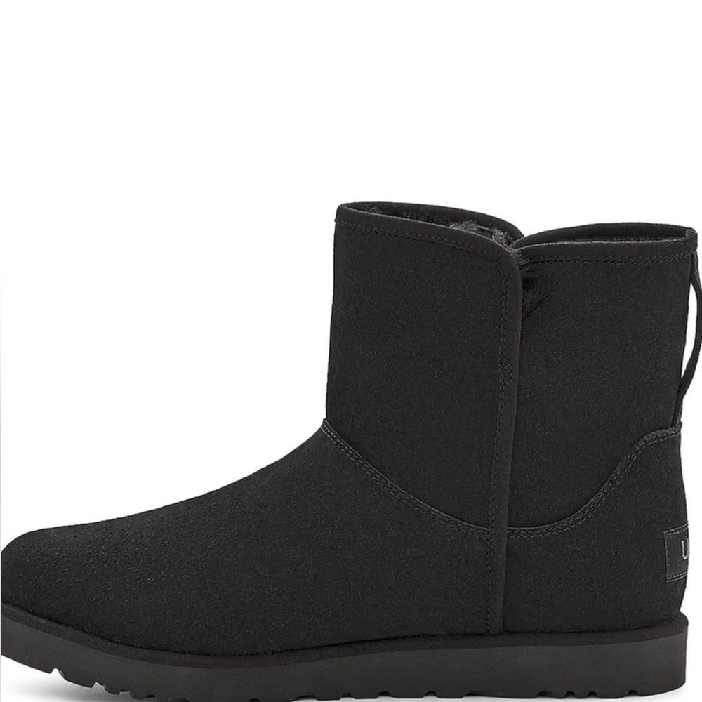 UGG- Cory II Bootie {women’s 10}